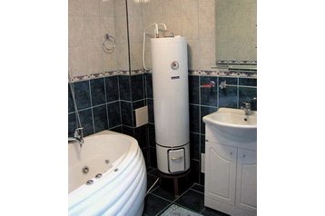 Rumunia Privát Lepşa, Zewnątrz